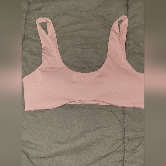 Pcheebum sports bra and pants set NWOT - Picture 6 of 6